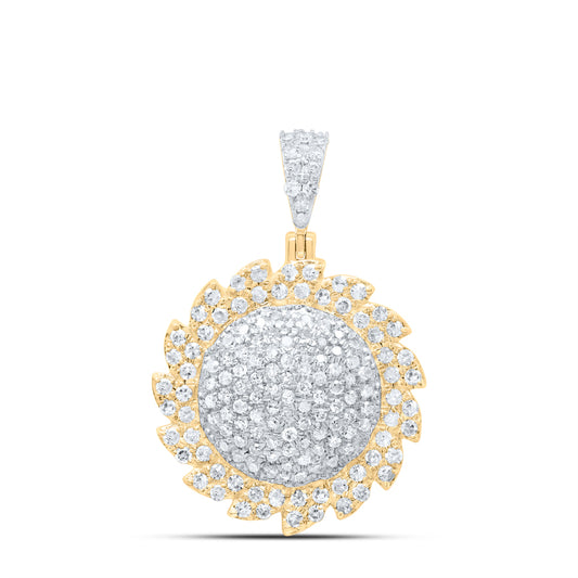 5/8CTW-NAT DIA P1 GIFT FLOWER PENDANT